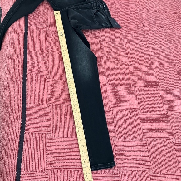 Flying Monkey women’s size 25 NWT black faded Denim jeans - Picture 11 of 15